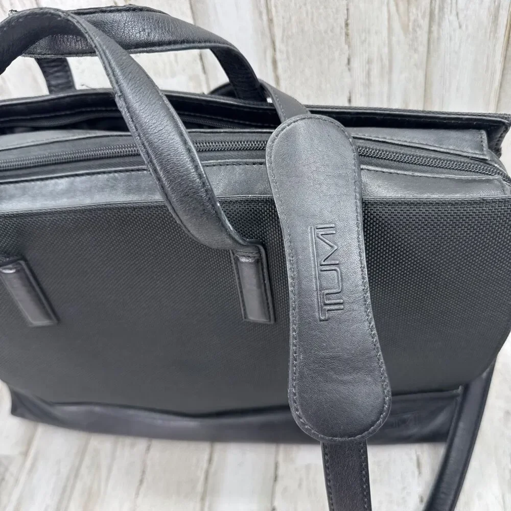 Tumi Briefcase Large Shoulder Satchel Travel  Tote Bag Black Leather Trim Unisex